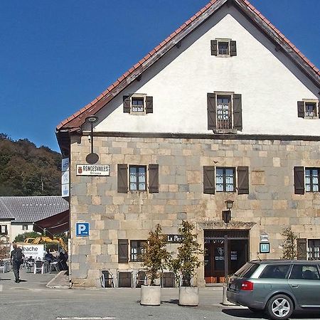 Posada De Roncesvalles Exterior foto